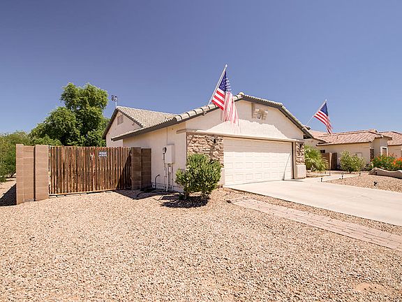 3rd image of 184 W Granite Trl