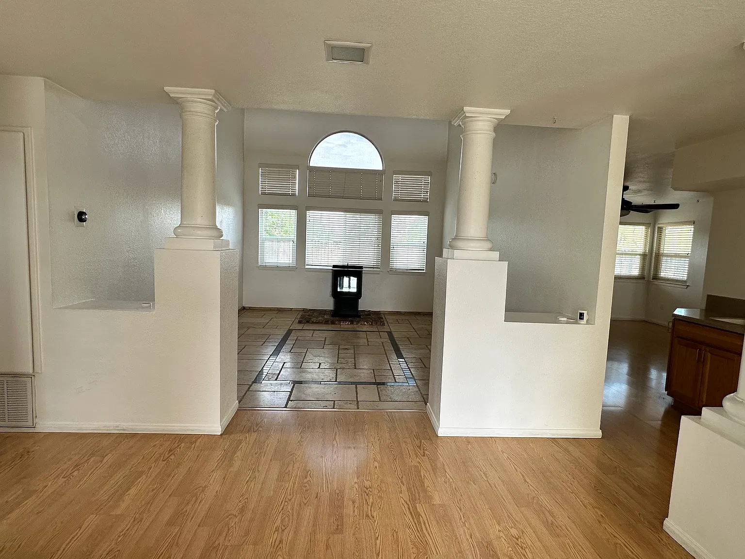 5 bed, 2481 sqft, $2,500 — Photo 3