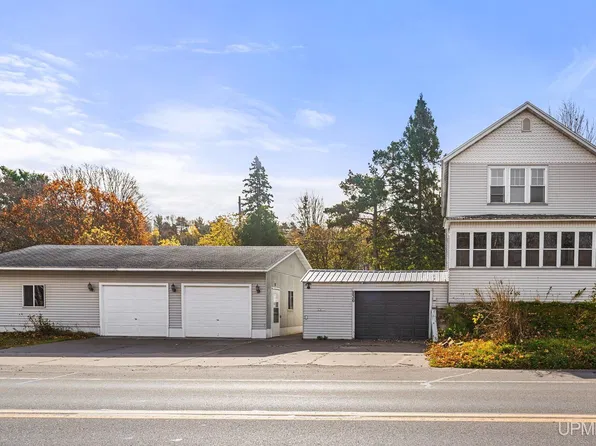 236 Ready St, Ishpeming, MI 49849