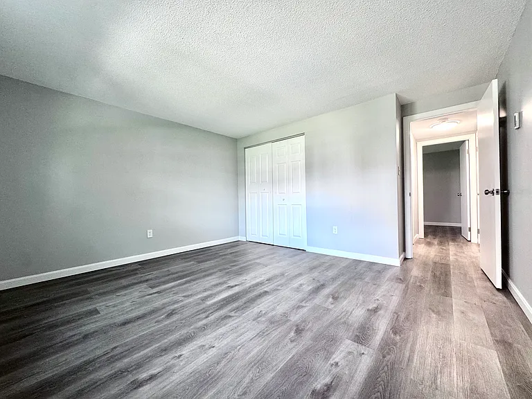 6 Old Colony Ln #2 — Photo 12