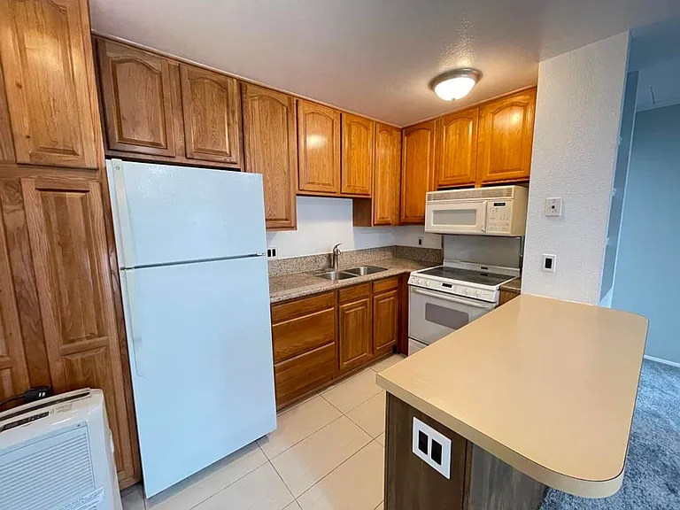 6366 Rancho Mission Rd #808 — Photo 7