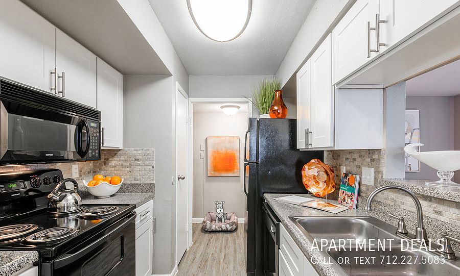 1st image of 926 Lawrence St #2525