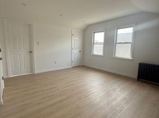 627 3rd St FLOOR 2, Lyndhurst, NJ 07071