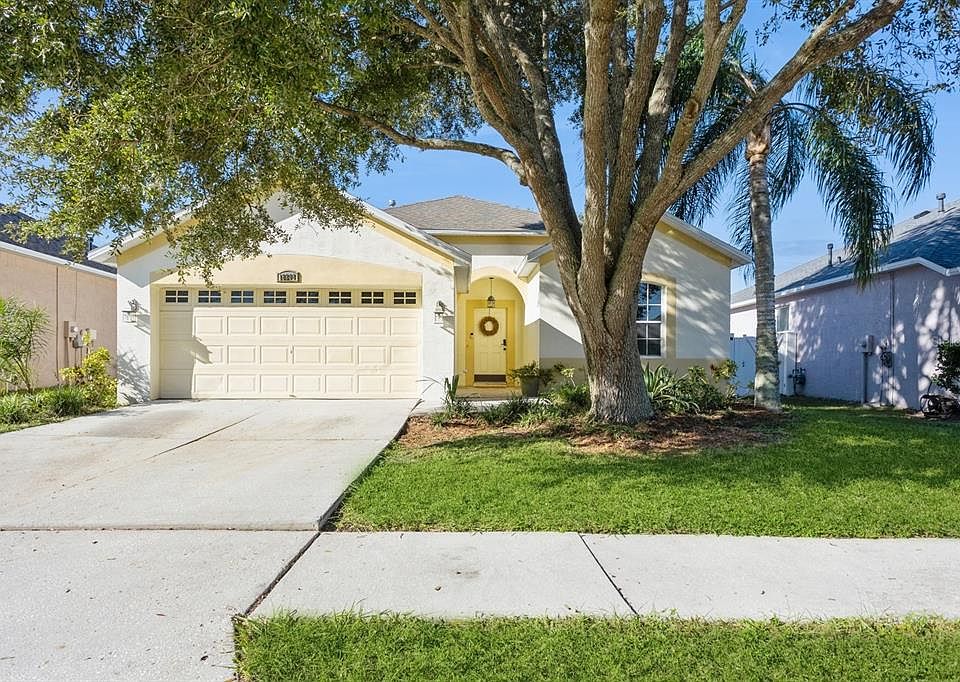 1st image of 18208 HOLLY HILLS WAY