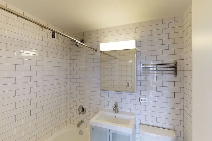 Algonquin Apartments — Photo 37