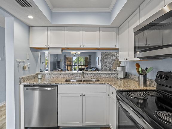 3rd image of 1880 Knox McRae Dr Unit 213