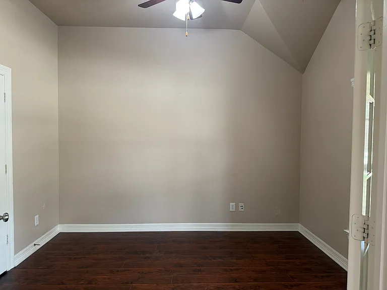 9638 Castlerock Trl — Photo 2