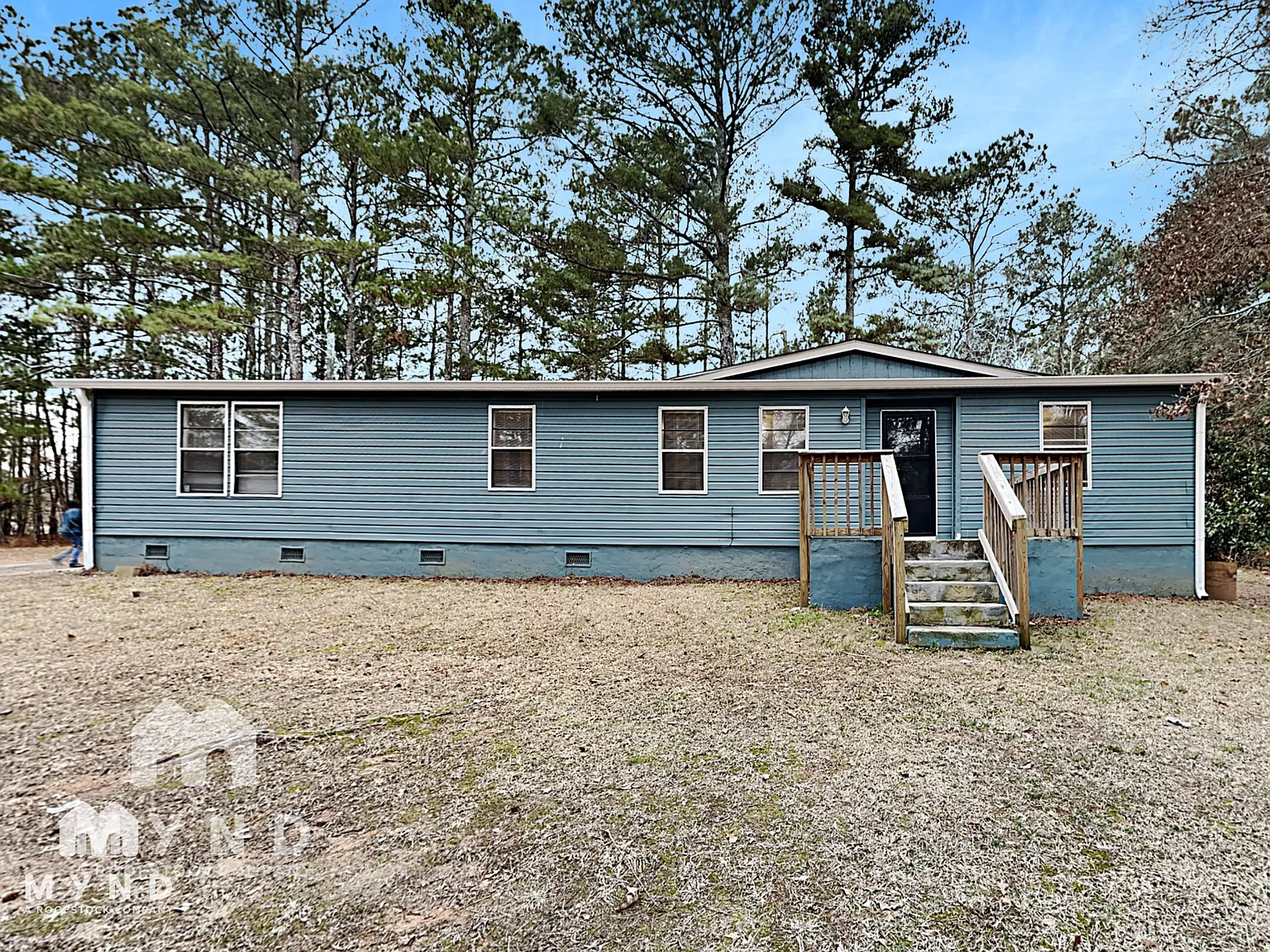 3 bed, 2.0 bath, 1440 sqft, $1,645 — Photo 1