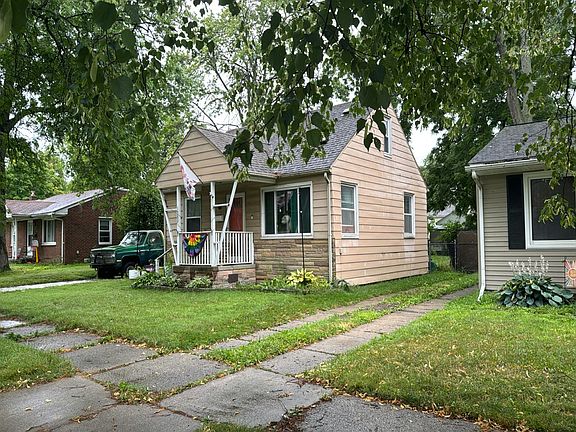 2nd image of 1560 Camden St
