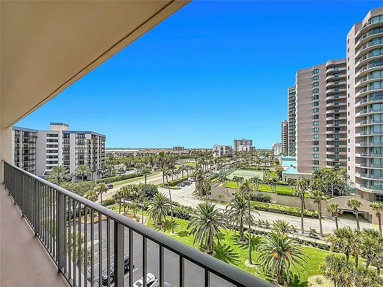 1480 Gulf Blvd #611 — Photo 42