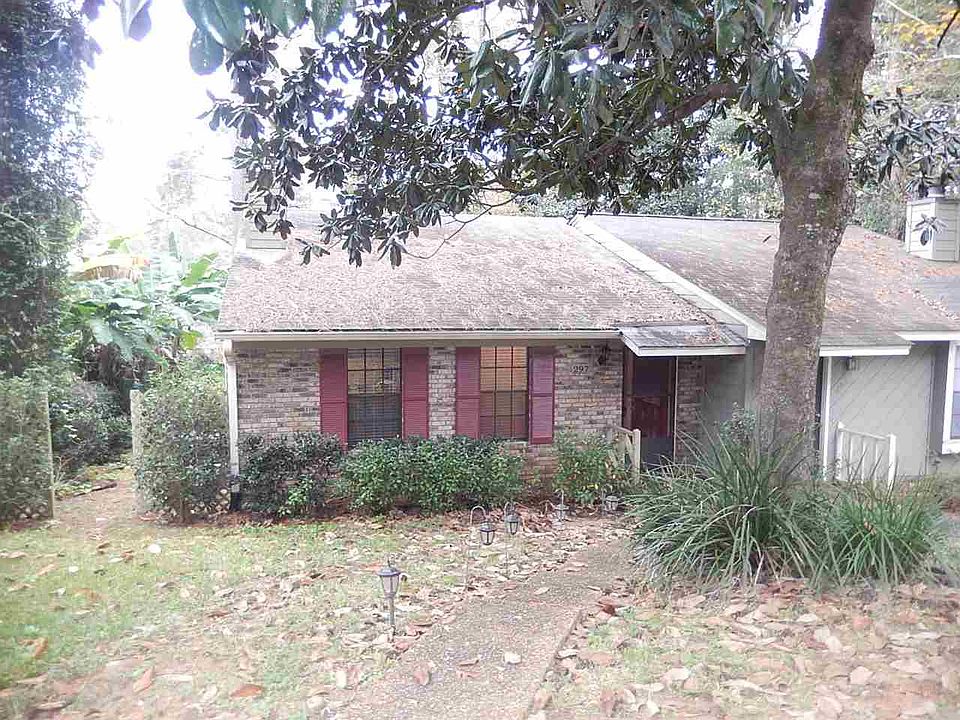 1st image of 297 Whetherbine Way E