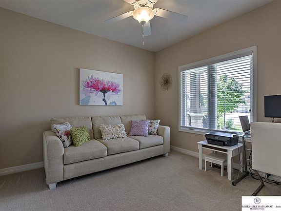 3rd image of 9941 Olive St