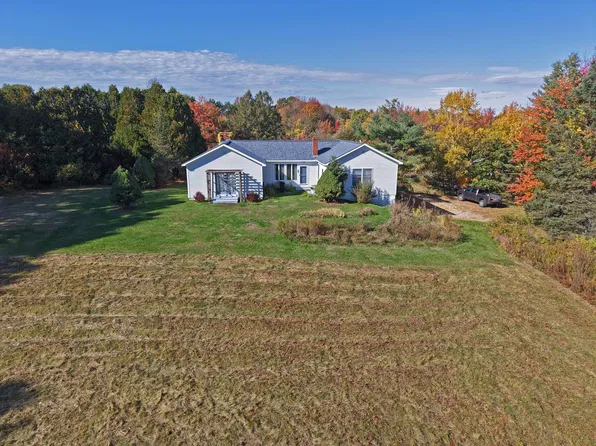 1023 Pleasant Street, Blue Hill, ME 04614