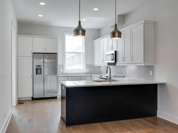 2214 Old Matthews Rd, Nashville, TN 37207