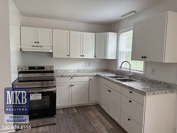 3rd image of 524 Albemarle Ave SE