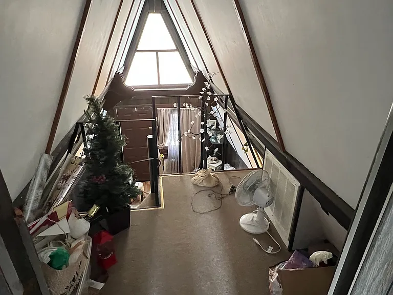 Loft outside upstairs room