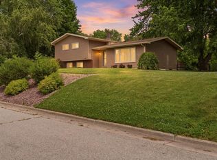 205 E third AVENUE, Holmen, WI 54636
