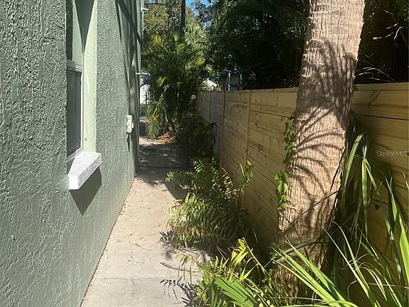 2nd image of 470 2nd St N #C