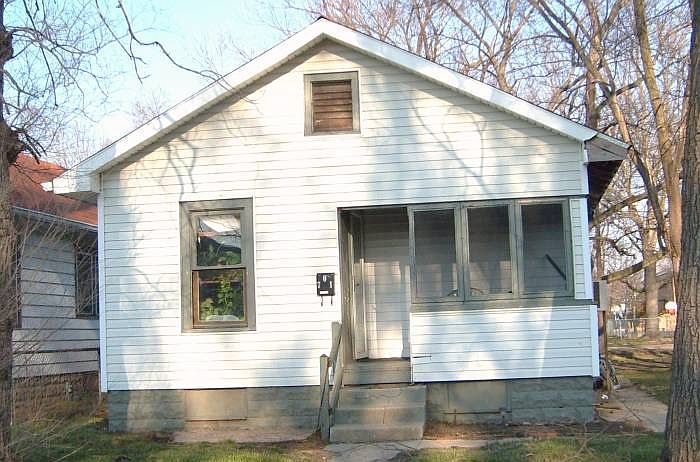 2nd image of 701 N Livingston Ave