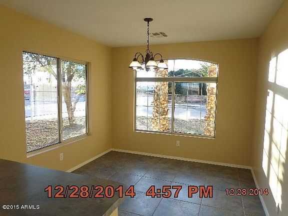 4th image of 1915 N 118th Dr