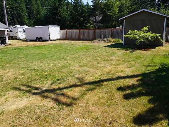 5th image of 7310 191st Street Ct E