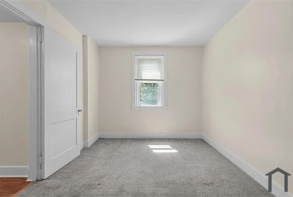 915 Chartiers Ave #2 — Photo 9