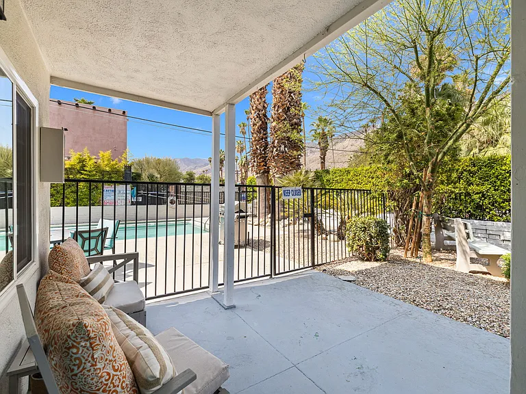 1674 S Via Salida #3 — Photo 32