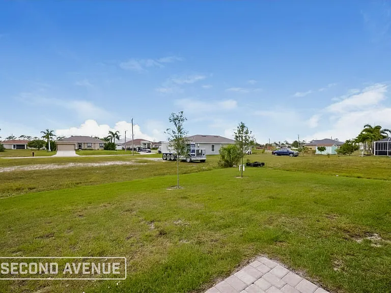 3202 NE 14th Pl — Photo 16