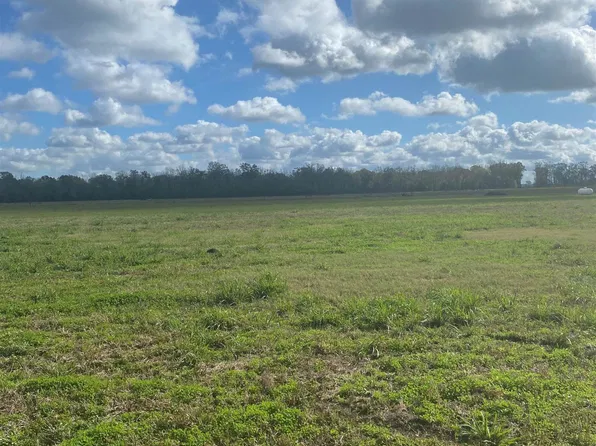 Highway 70 Spur #70, Plattenville, LA 70393