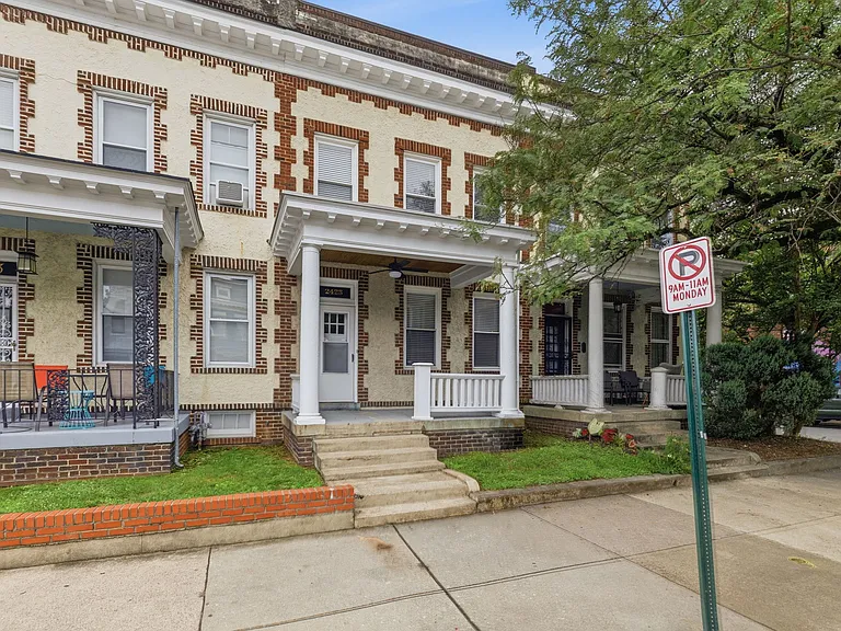 2425 W Main St — Photo 2