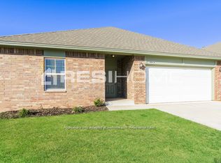 8061 Wesley Ave #A, Edmond, OK 73034