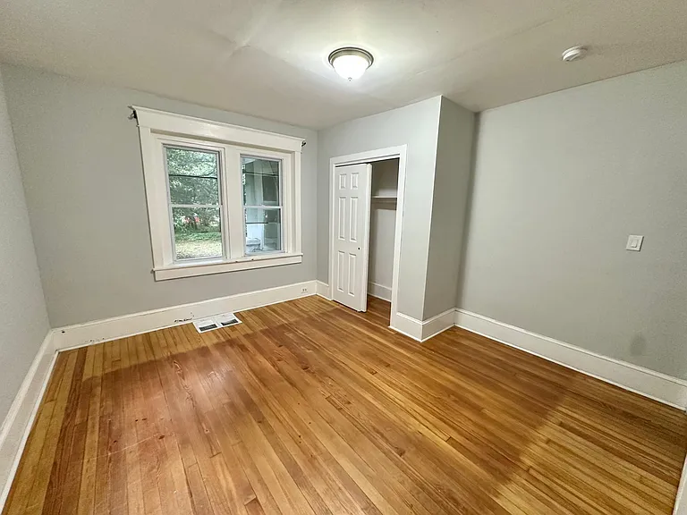 351 N Spring Rd — Photo 19