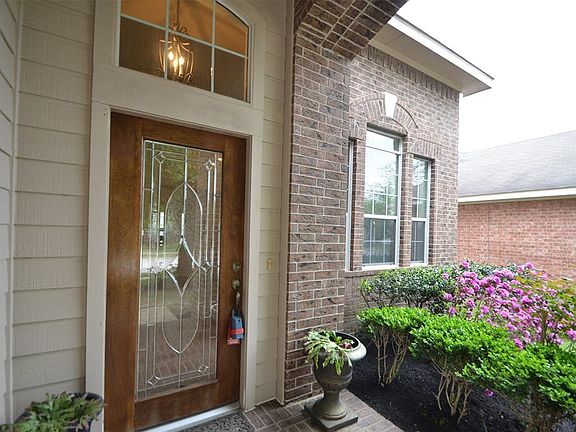 5th image of 20207 Glacier Falls Dr