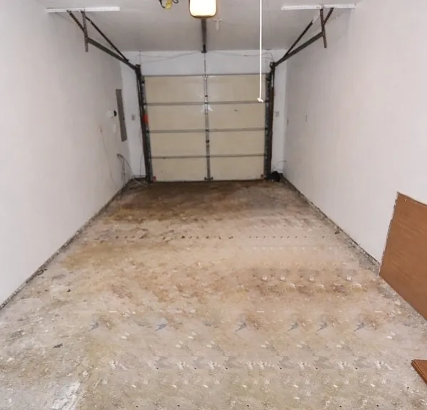 1027 Springhill Way — Photo 22