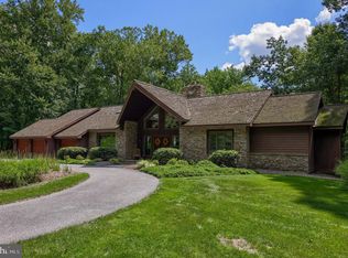 4977 Ore Bank Rd, Hellam, PA 17406