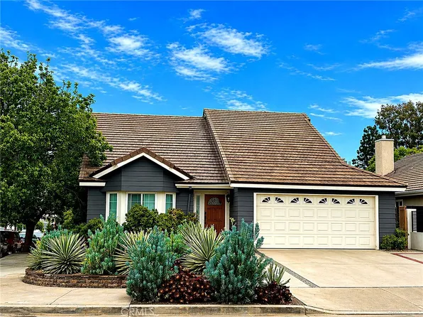 21100 Vintage St, Chatsworth, CA 91311