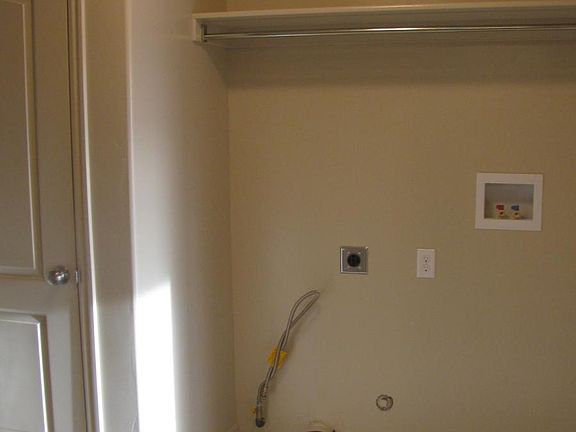 5th image of 2769 N Sunny Brook Row