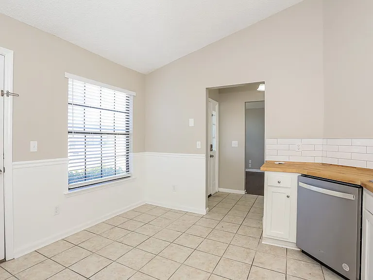 7609 Cinnamon Tea Ct — Photo 7