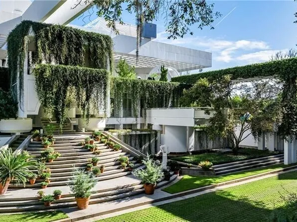 113 E 26th St, Sea Island, GA 31561