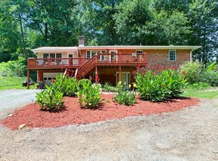 208 Ledford Chapel Rd, Hayesville, NC 28904