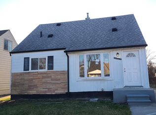 24543 Berry Ave, Warren, MI 48089