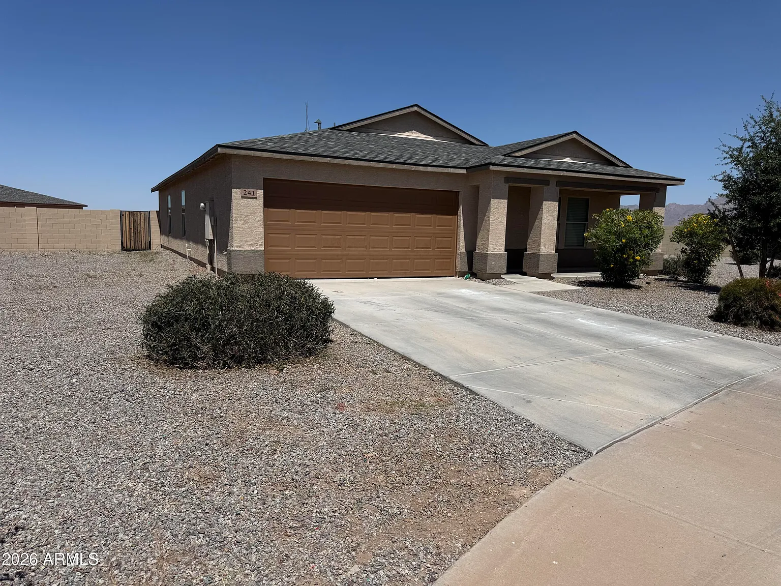 4 bed, 2.0 bath, 1603 sqft, $1,650 — Photo 2