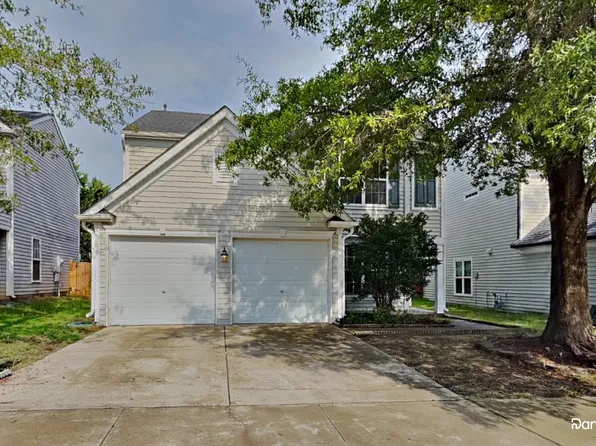 2023 Swimming Hole Cir, Raleigh, NC 27610