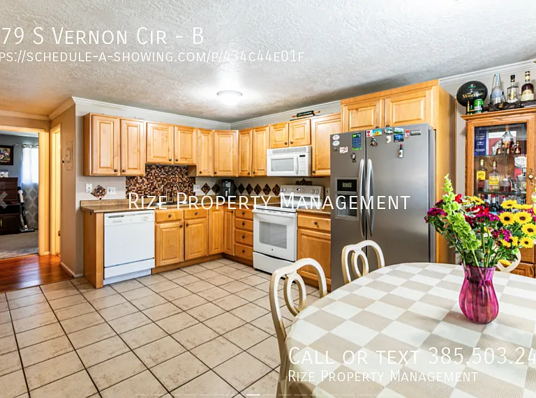 3979 S Vernon Cir #B — Photo 3