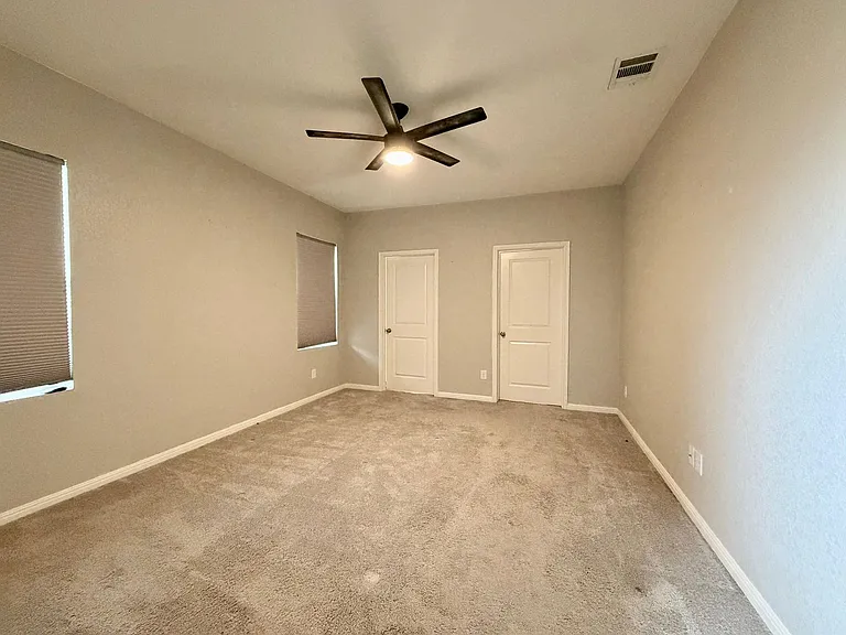 19505 Cloudy Bay Dr — Photo 10