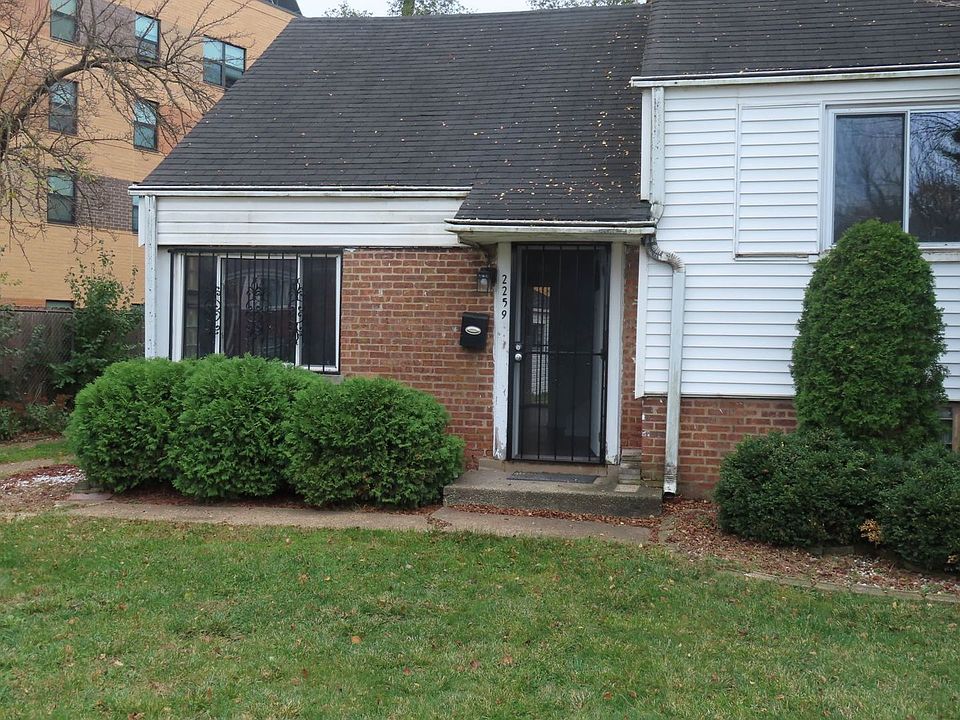 2nd image of 2259 E 98th St