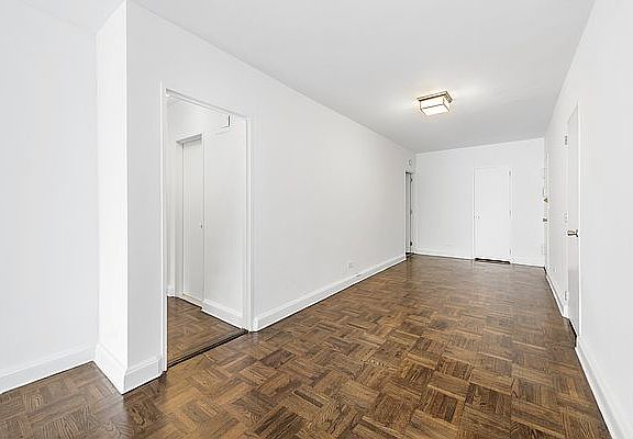 5th image of 215 E 68th St APT 9B