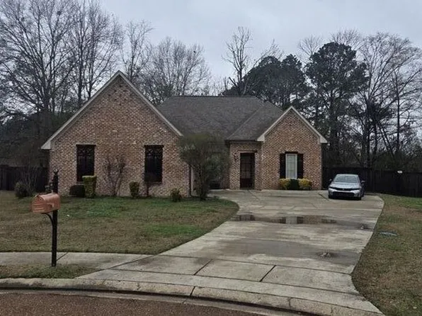 49 Waterstone Way, Clinton, MS 39056