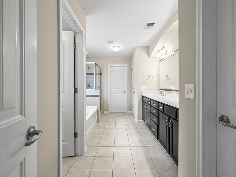 100 Richmond Walk Dr — Photo 18