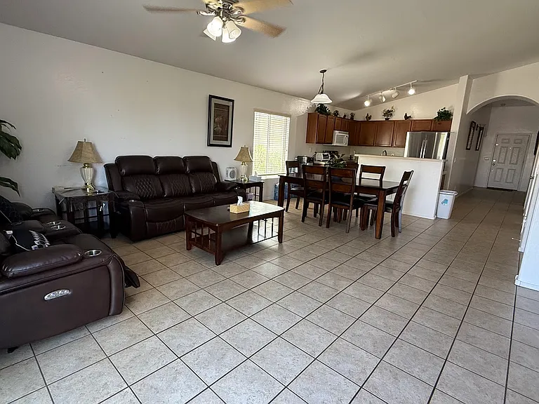 3006 W Grenadine Rd — Photo 3